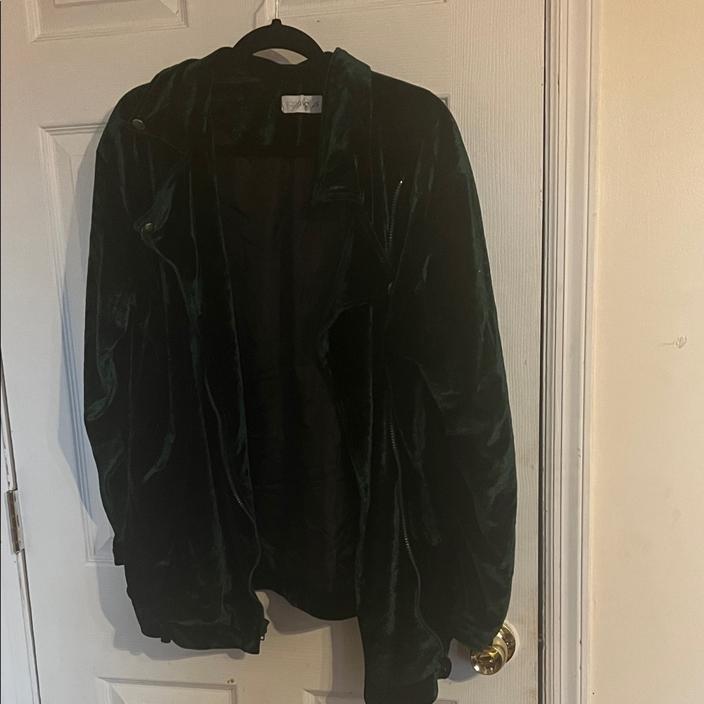 Ivan Avalos Luxurious Velvet Bomber Jacket in Forest Green